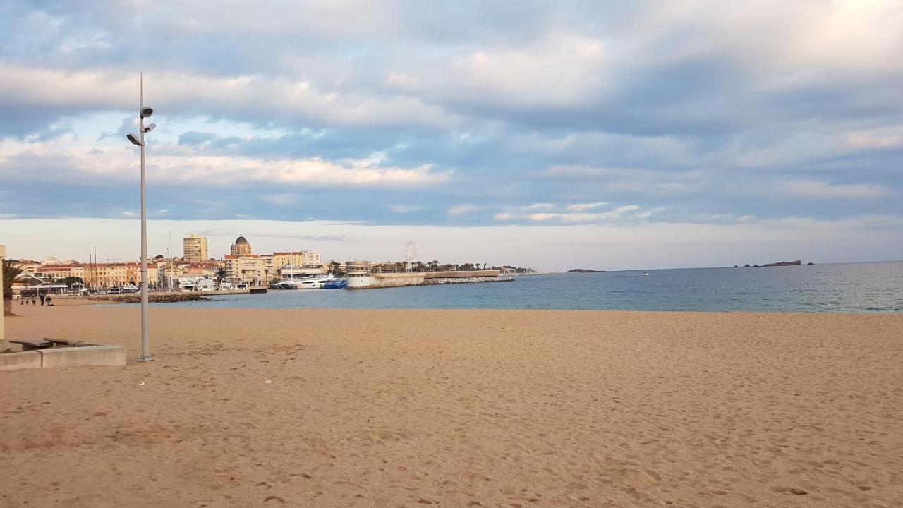 Couleurs Des Iles , Frejus-Plage Bagian luar foto